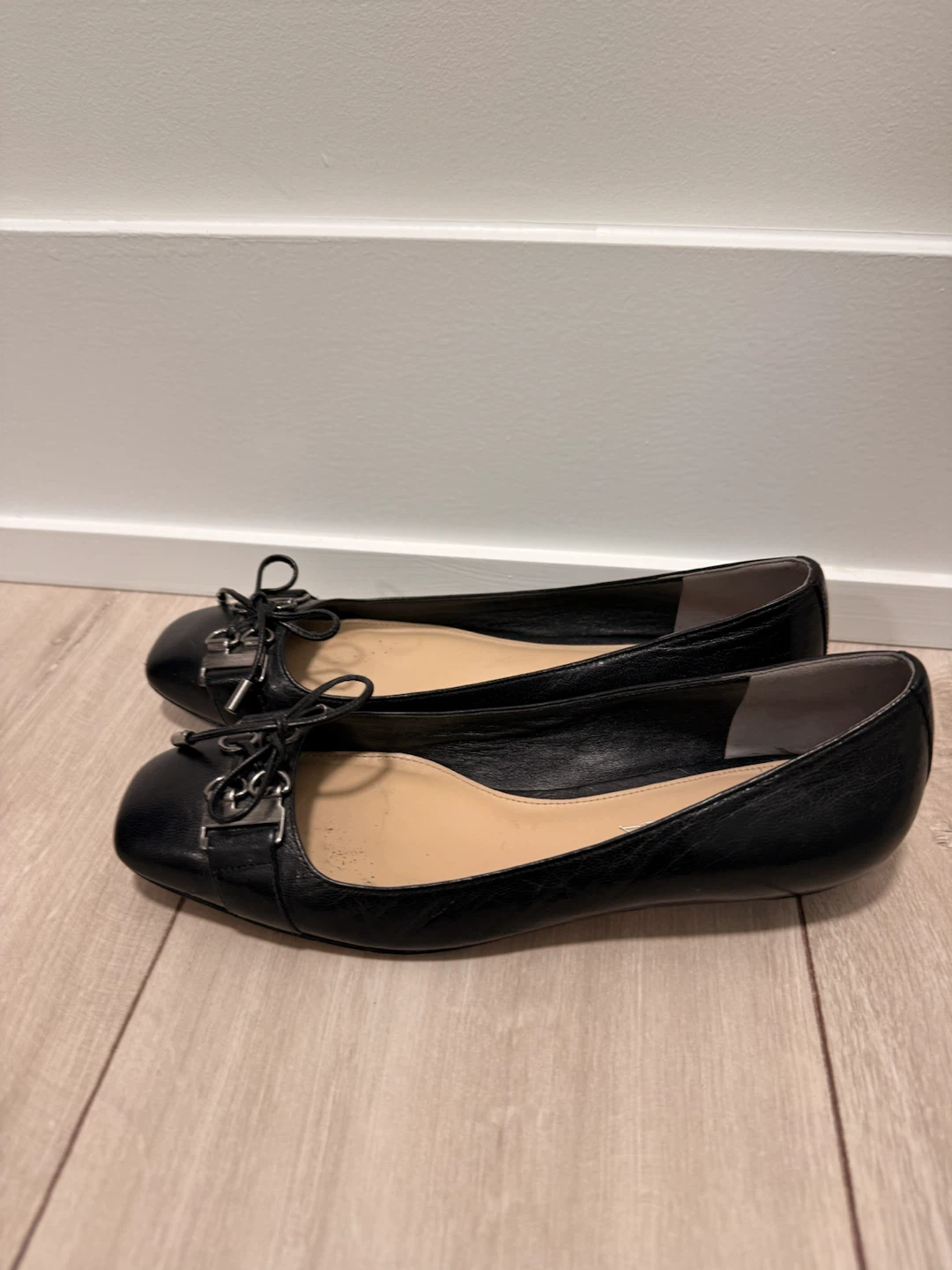 Via Spiga Black Leather Ballet Flats - Size 6 - photo 2