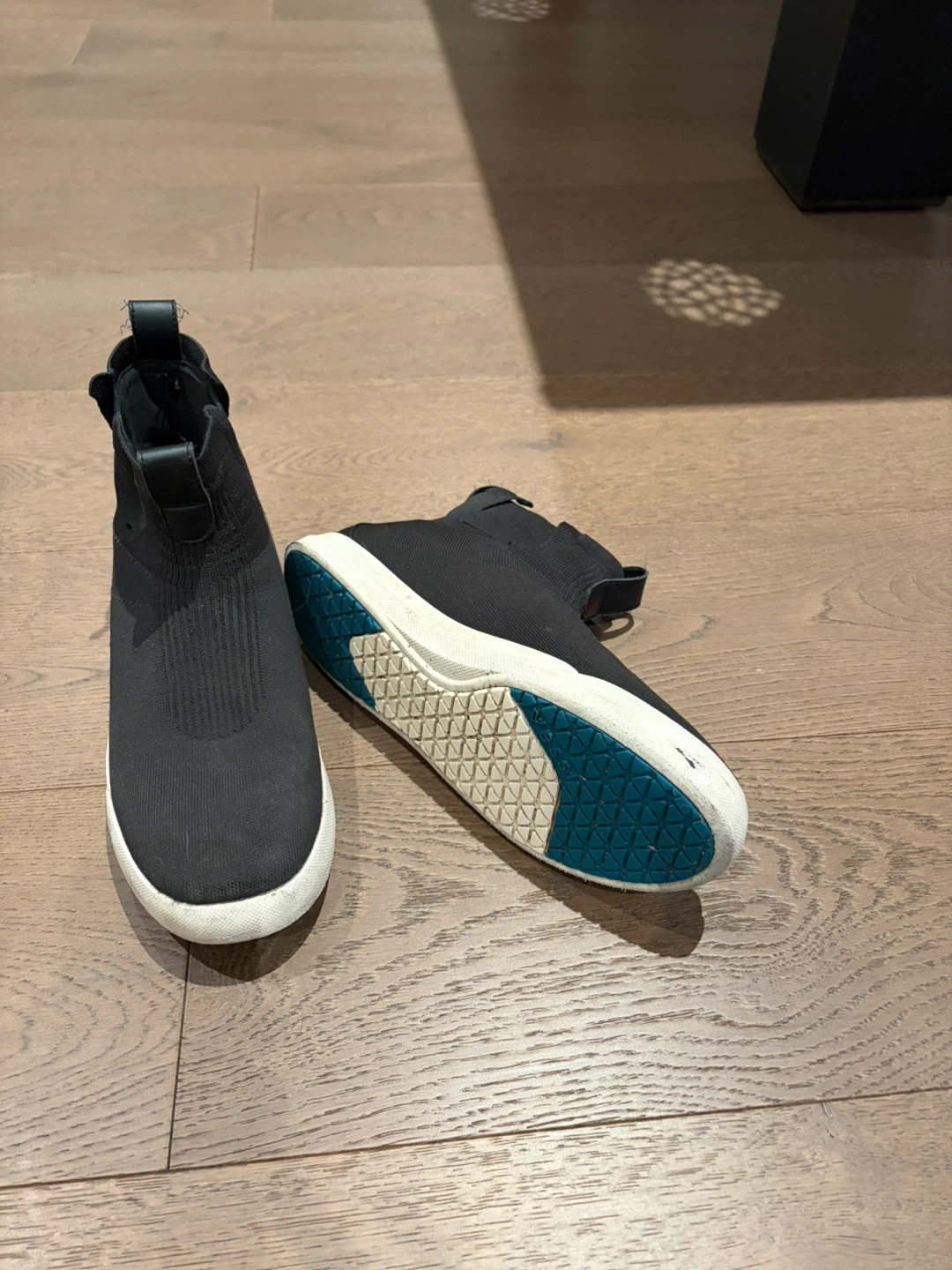 Vessi Weekend Chelsea Boots Black Size M10
