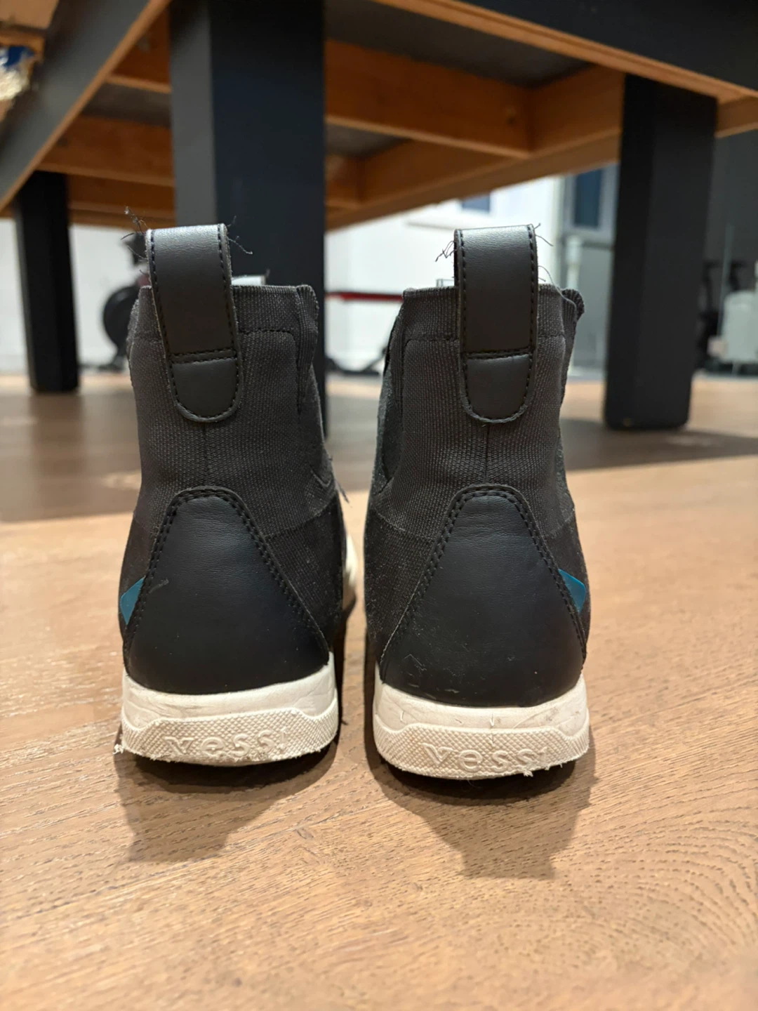 Vessi Weekend Chelsea Boots Black Size M10 - photo 2