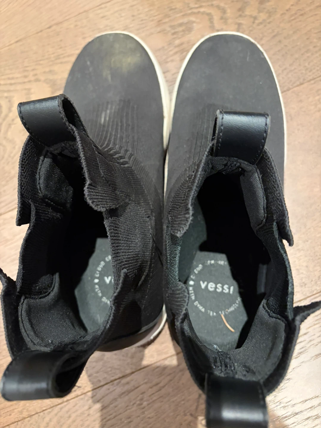 Vessi Weekend Chelsea Boots Black Size M10 - photo 3