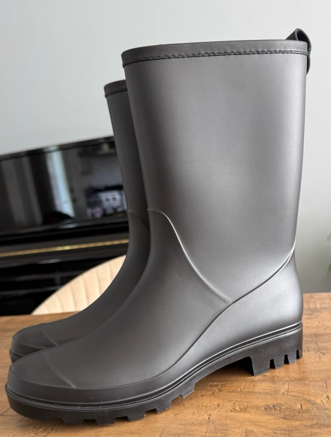 Black Rubber Rain Boots - photo 4