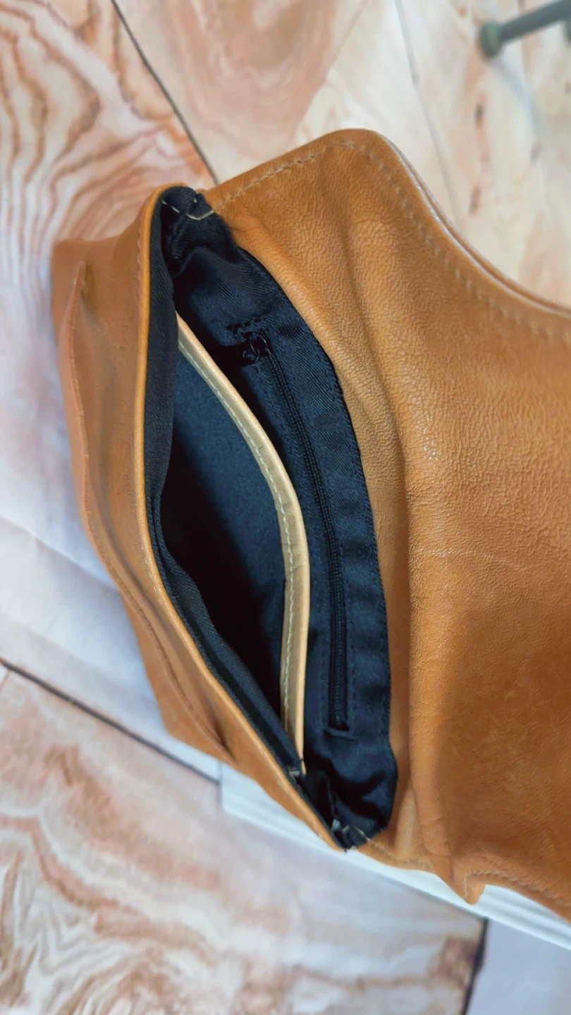 Cuir Rose Tan Leather Clutch - photo 3