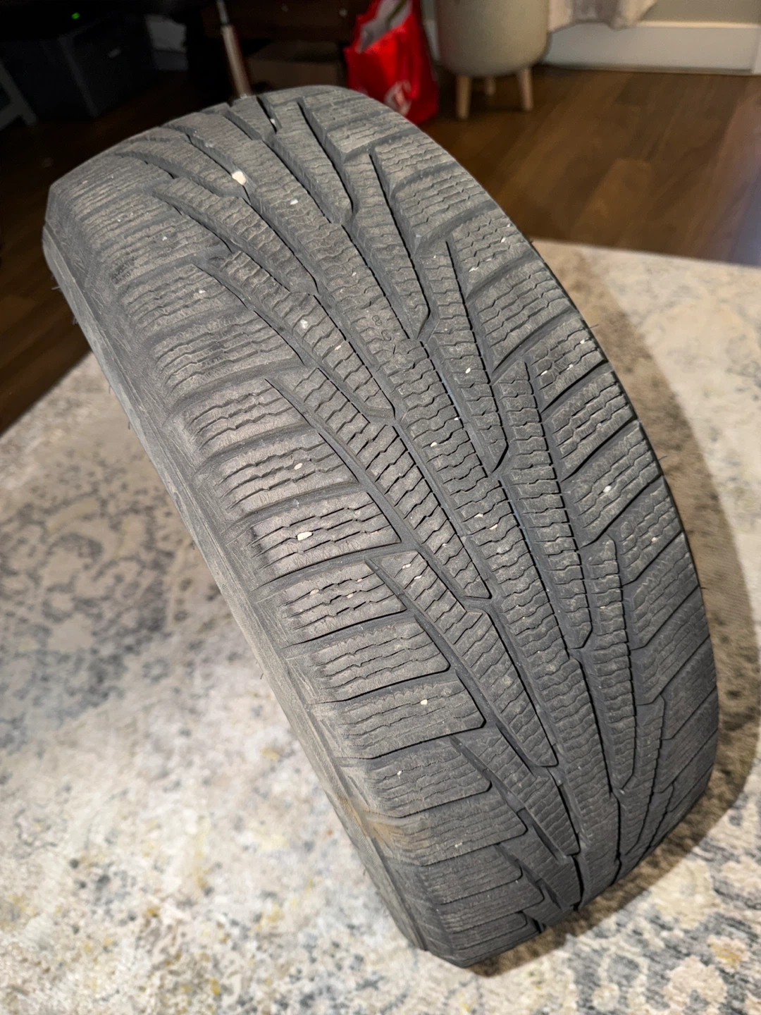 Set of 4 Nokian 205/50R17 Winter Tires - photo 2