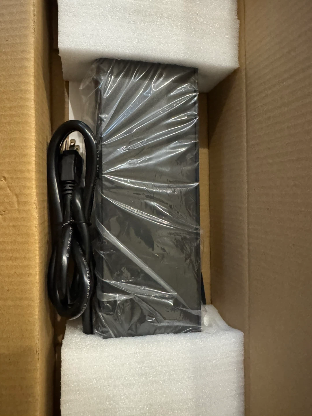 New Pyle PCO850 Power Surge Protector Rack Mount - photo 5