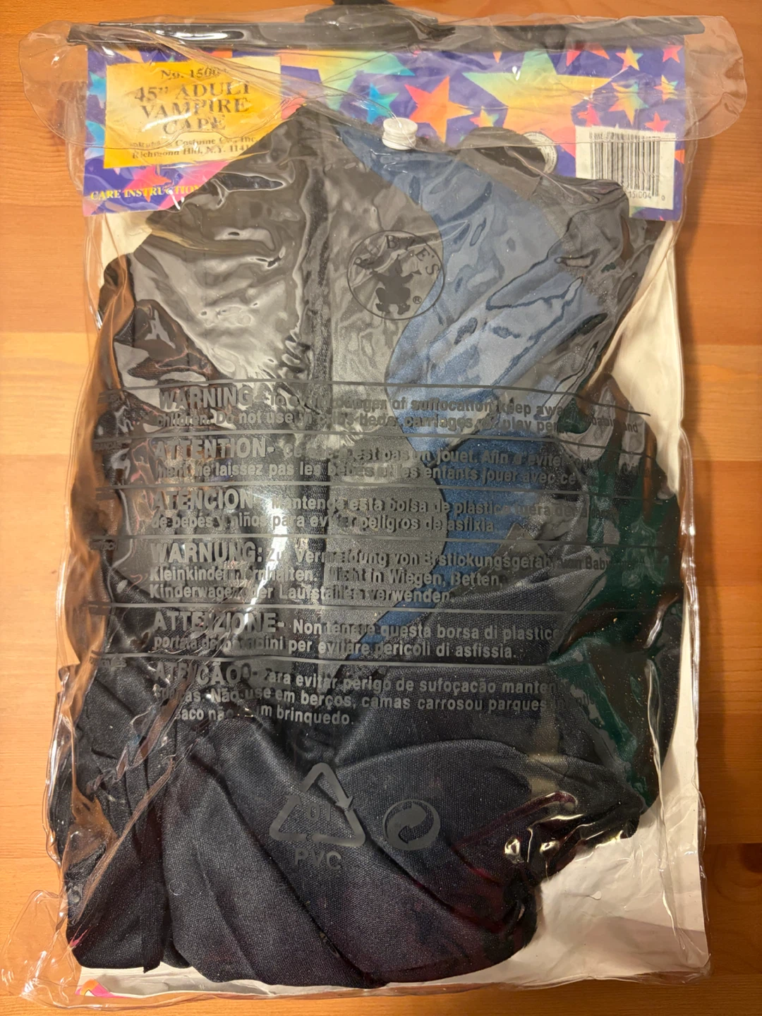 HALLOWEEN SALE! Vampire Cape Adult Sized - photo 2