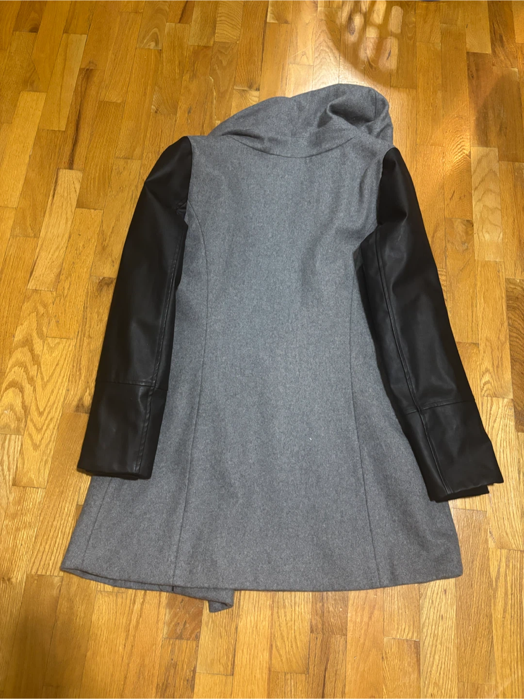 🩶 Twik by Simons Grey Coat with Faux Leather Sleeves - Size G/L - photo 3