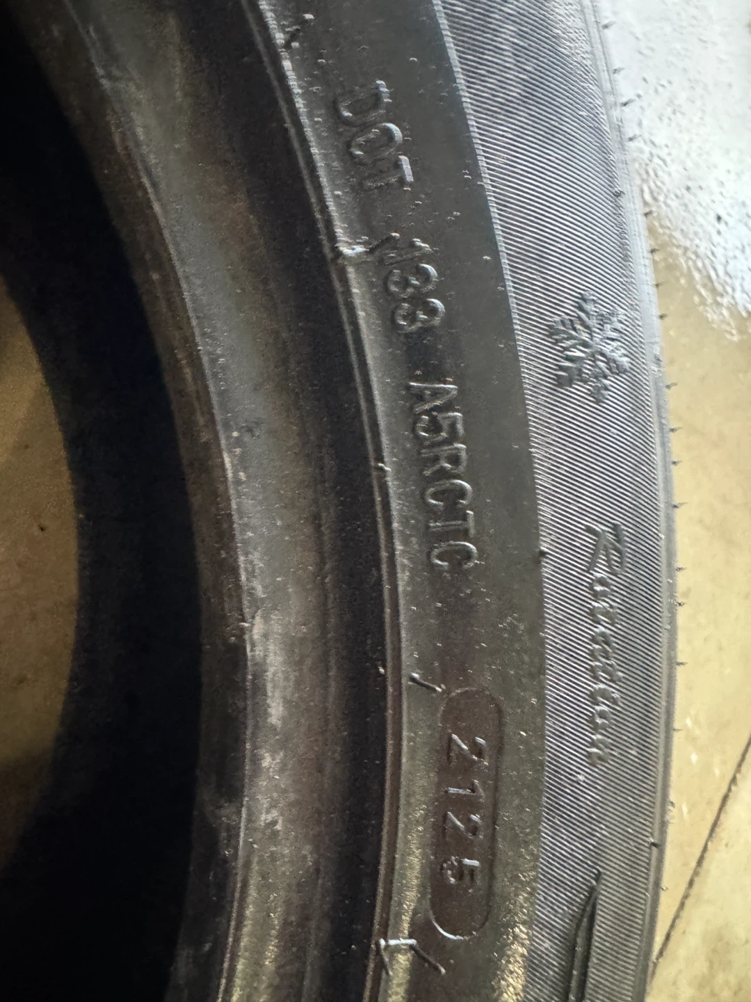 225/50R17 Haida HD617 Winter Tires like brand nee - photo 4