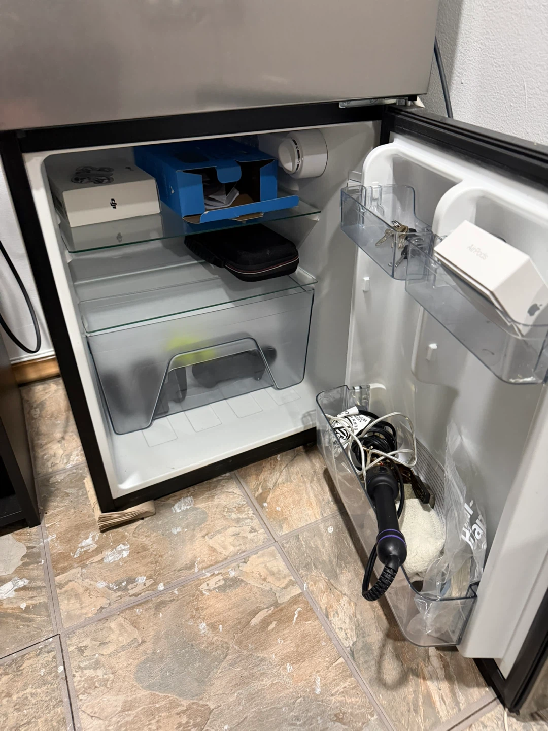 Mini Refrigerator - photo 3