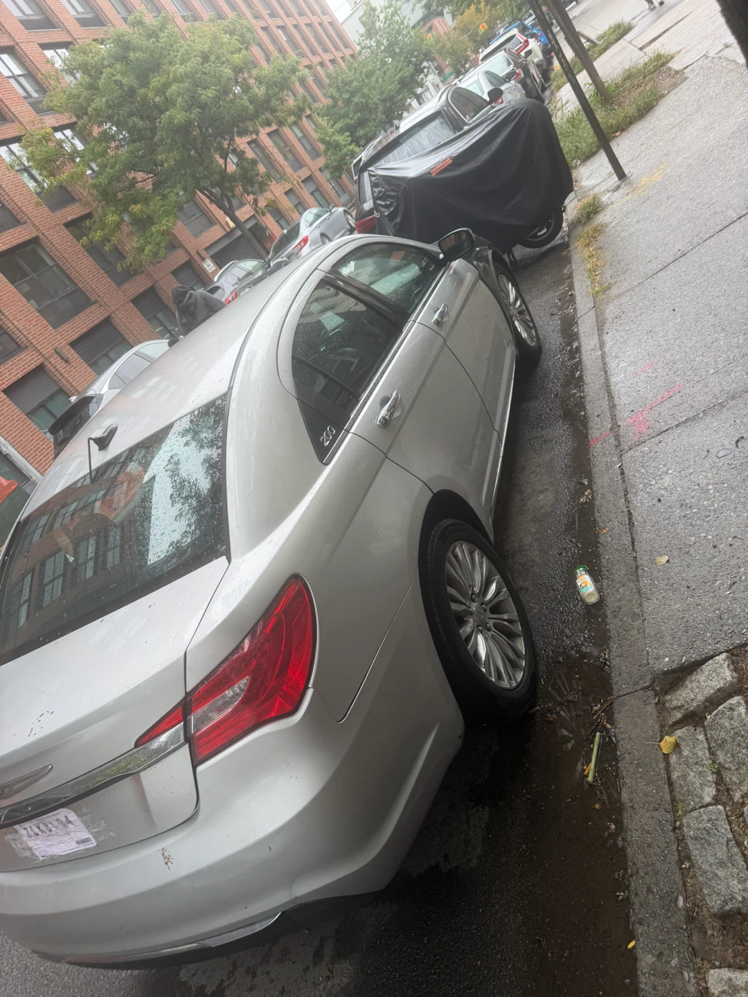 Chrysler 200 Sedan - photo 2