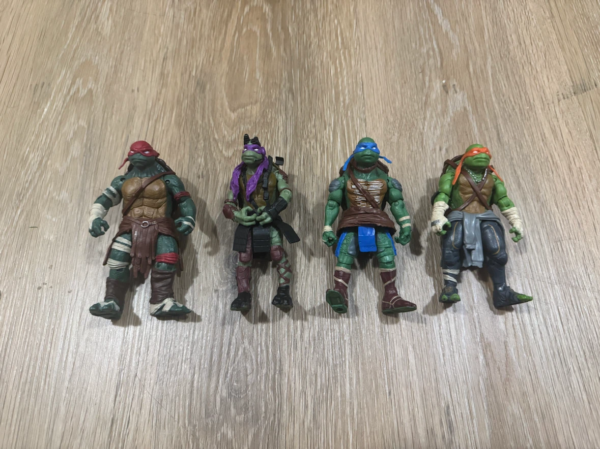 TMNT 2014 Teenage Mutant Ninja Turtles Action Figures x 4