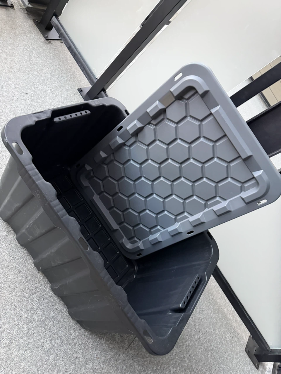 Heavy Duty Plastic Storage Tote with Lid