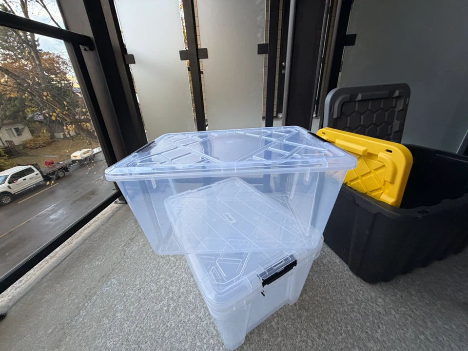 2 Clear Plastic Storage Totes $5.00 each or both for $8.00 - photo 2