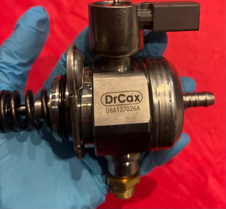DrCax High Pressure Fuel Pump 06A127026A - photo 5