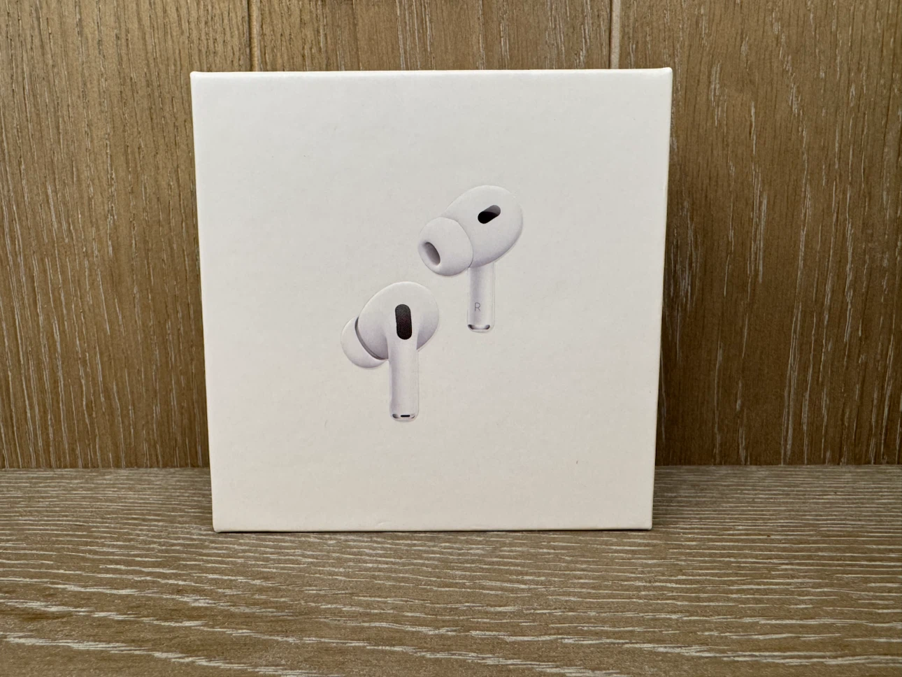 Apple AirPods Pro 2nd Generation with MagSafe Case