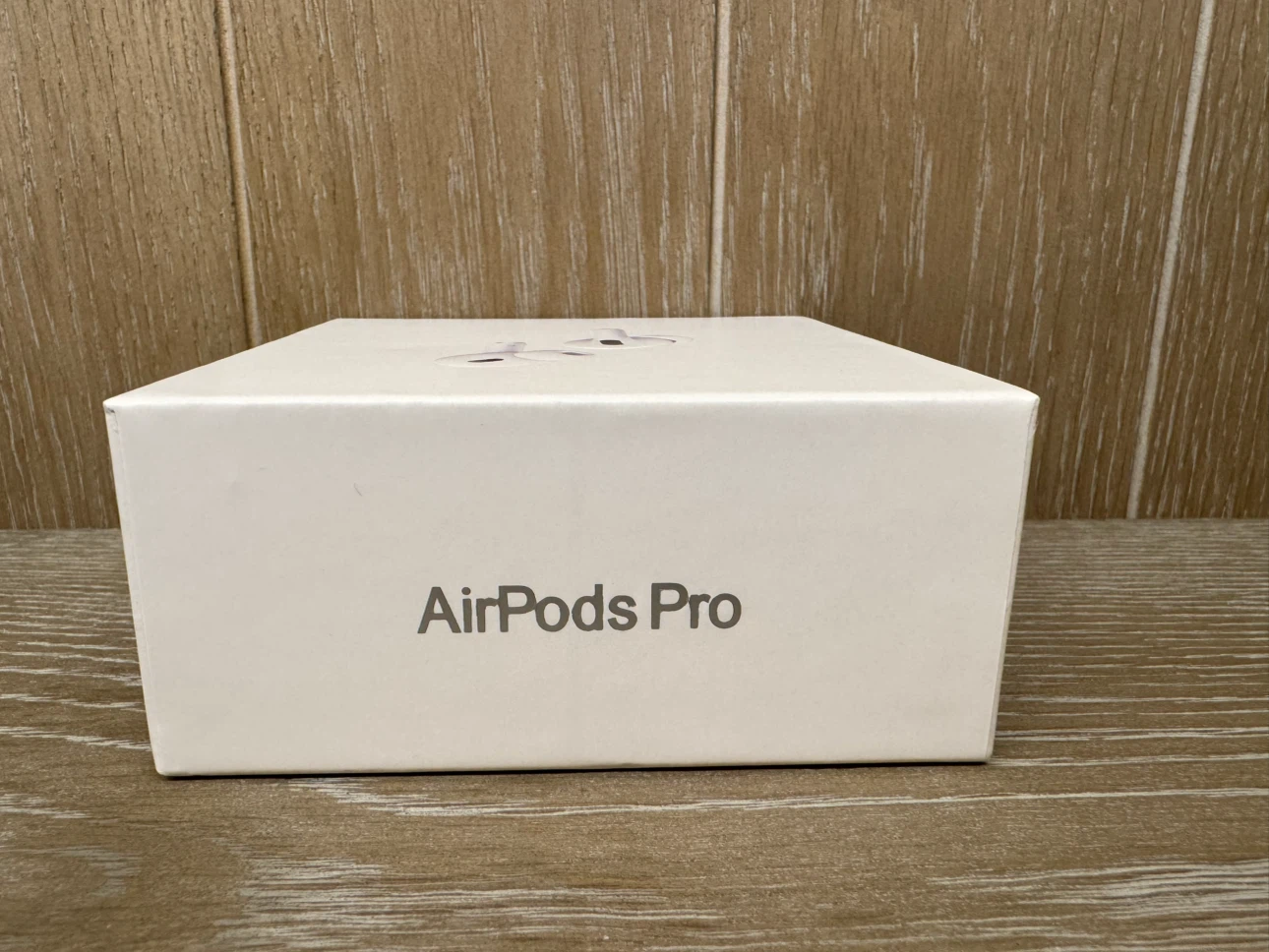 Apple AirPods Pro 2nd Generation with MagSafe Case - photo 2