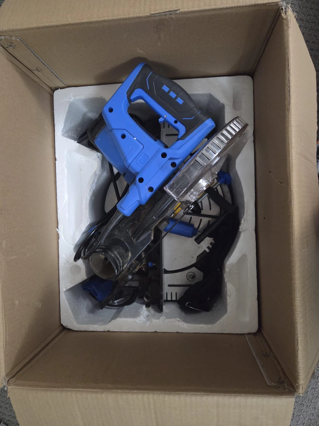 Mastercraft 15A 10" Compound Mitre Saw - photo 3