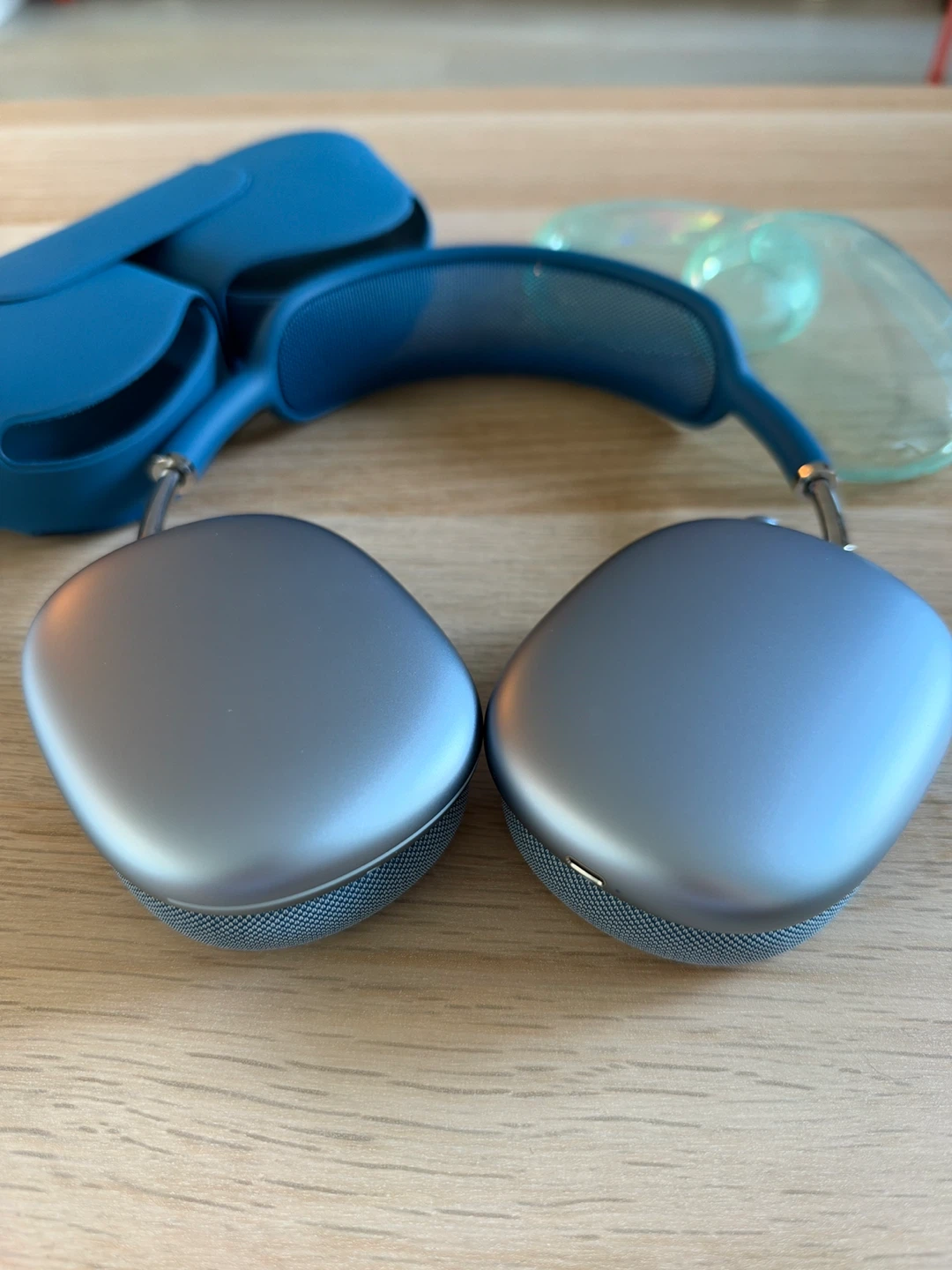 🎧 Apple AirPods Max (Sky Blue) - 1st Gen (Lightning) - Like New