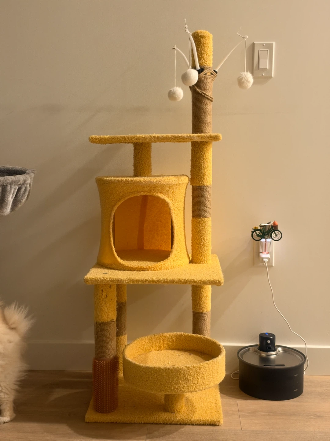 BOTH cat towers - photo 2