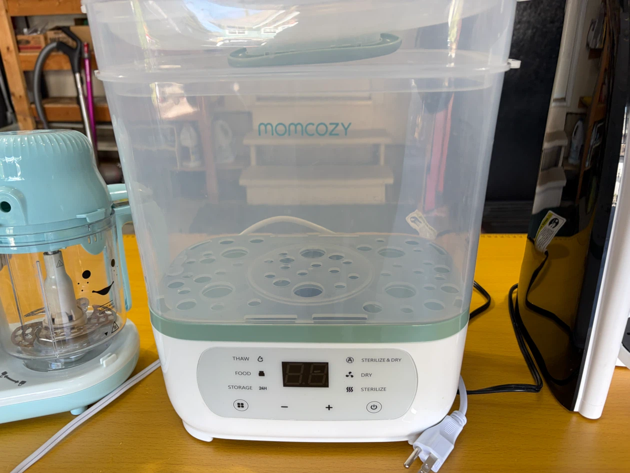 Baby feeding and sterilization bundle - photo 4