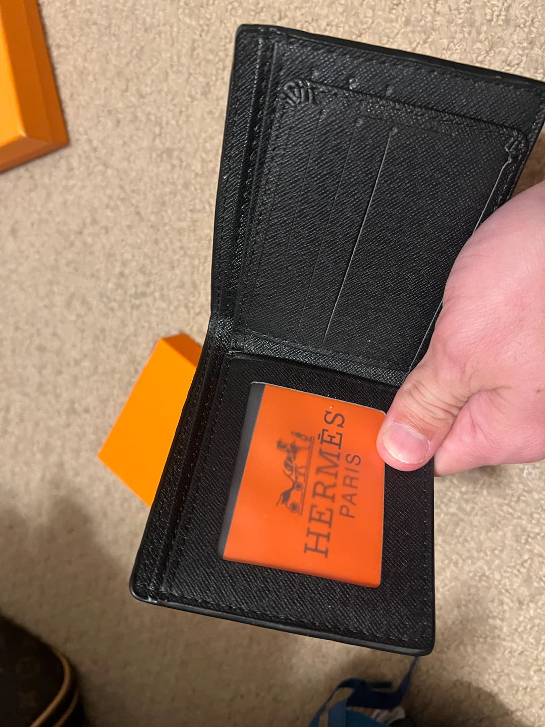 Hermes black bi-fold wallet - photo 4