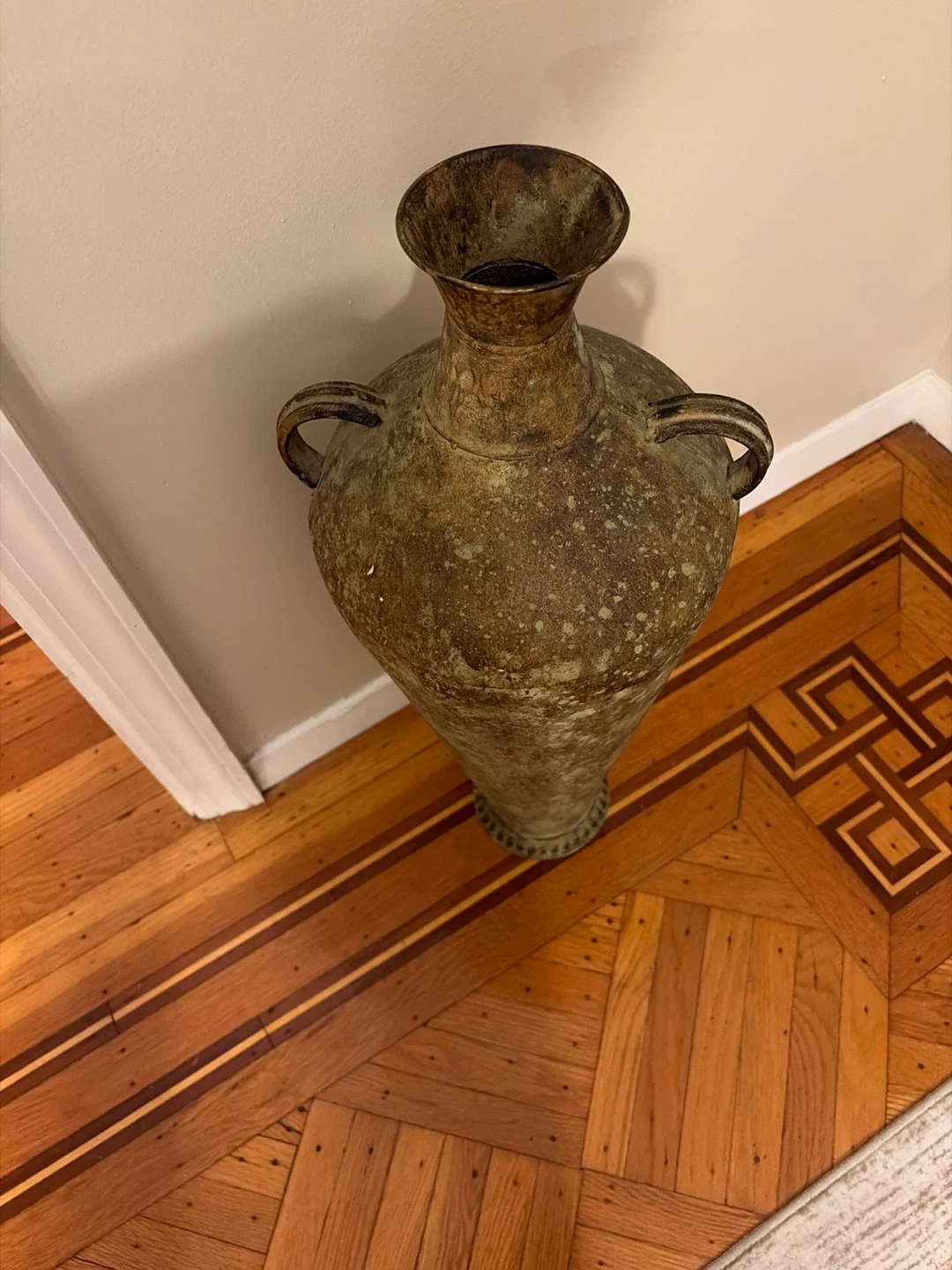 Rustic Metal Floor Vase - photo 2