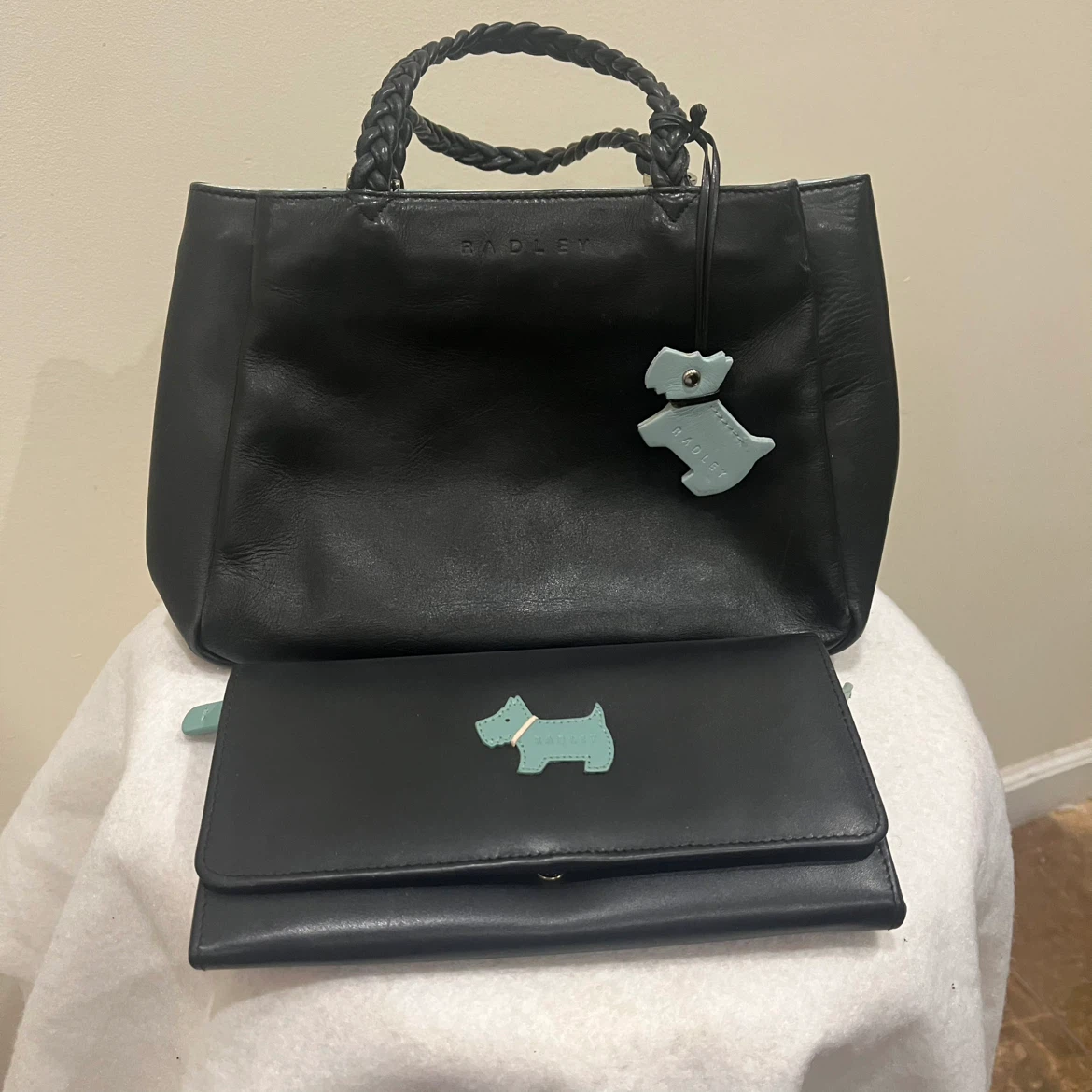 Radley London Handbag and Wallet Set