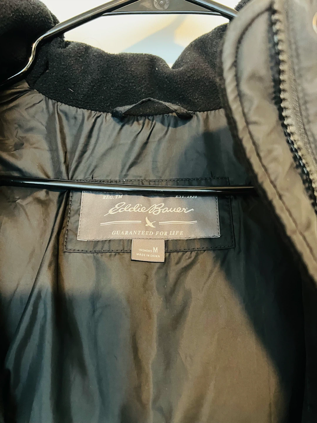 Eddie Bauer Winter jacket for sale - photo 3