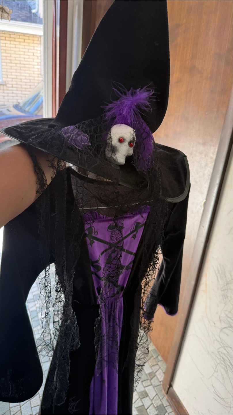 Witch Costume with Hat size 10-12 year old