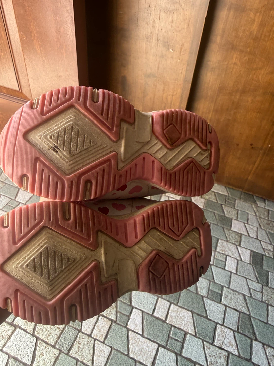 Hello Kitty Pink Sneakers toddler size 6 ( 12-18 months ) - photo 4