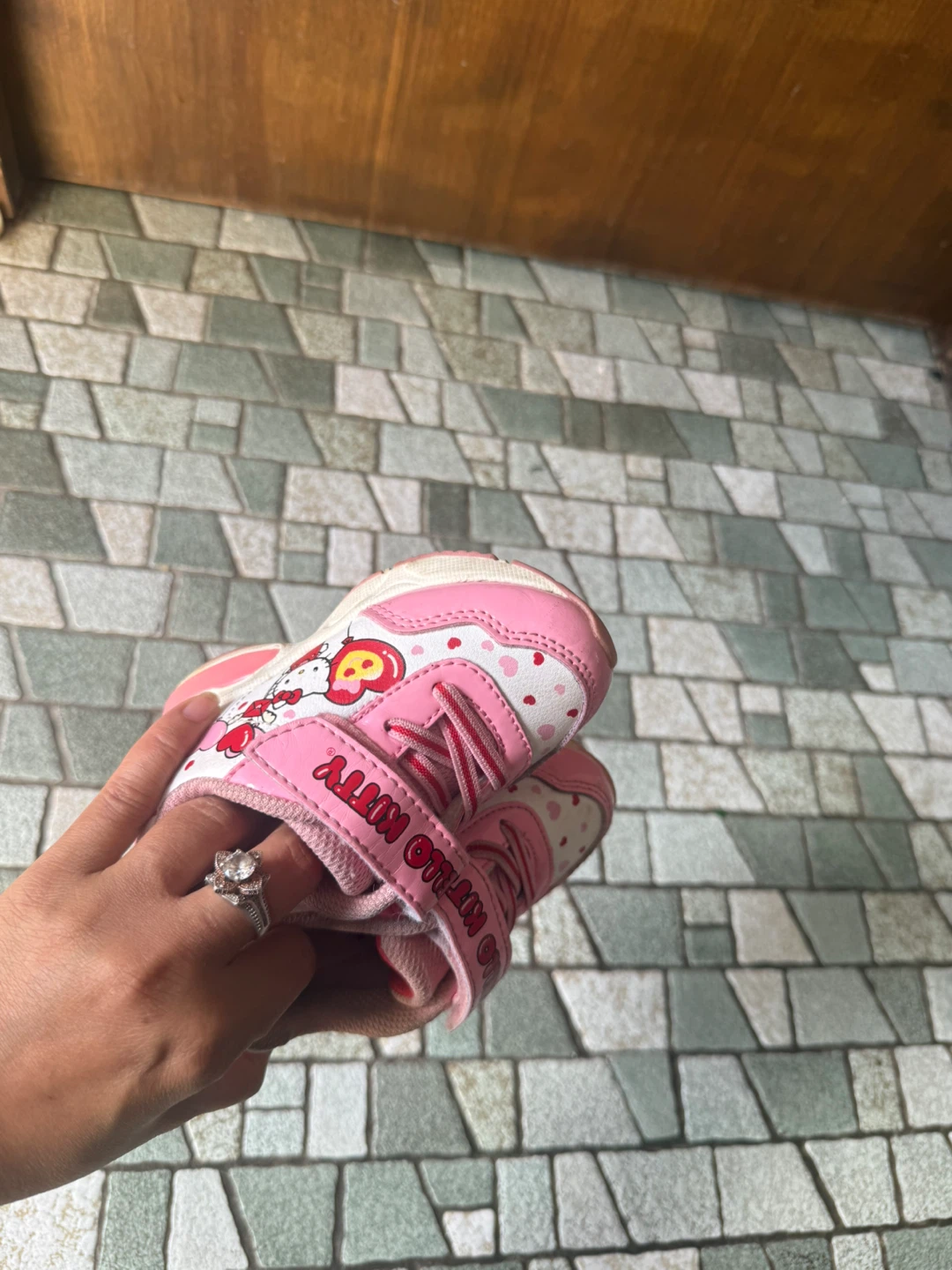 Hello Kitty Pink Sneakers toddler size 6 ( 12-18 months ) - photo 5