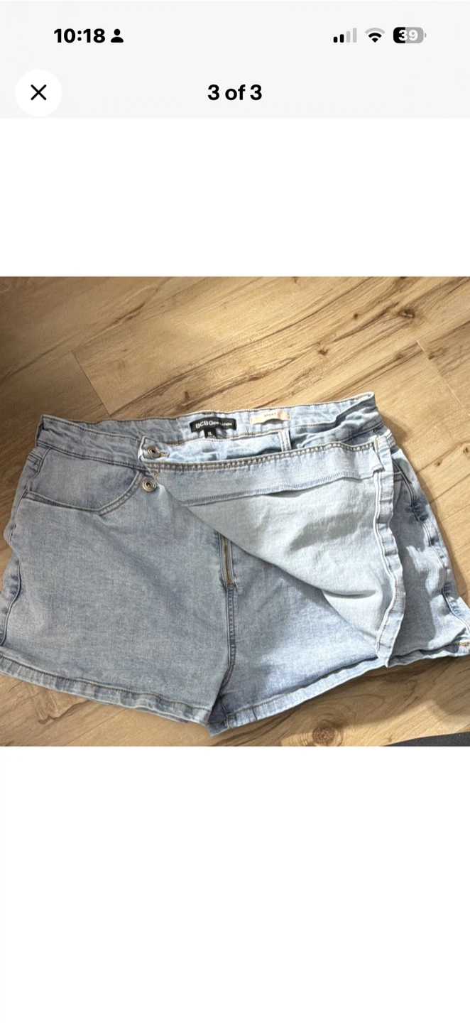 BCBGeneration Light Wash Denim Skort