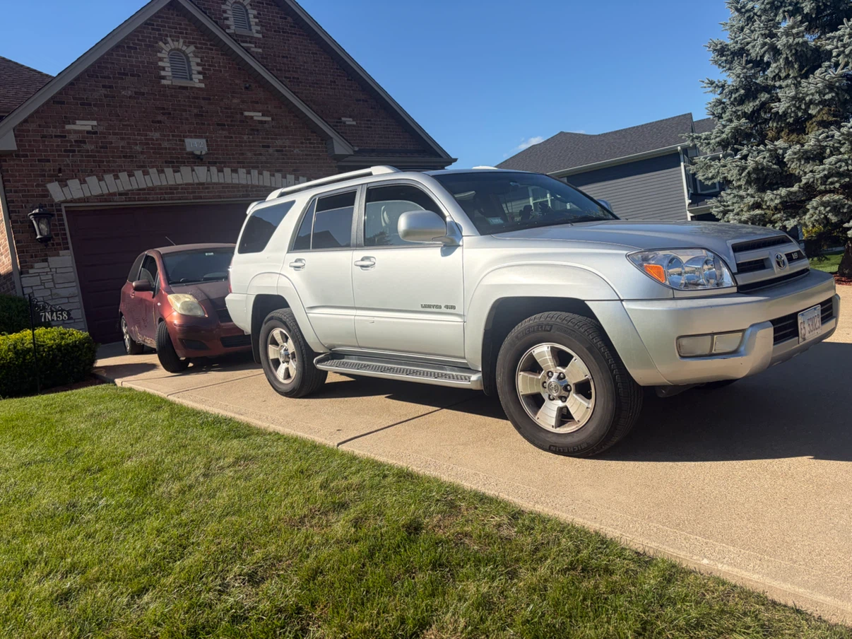 Silver Toyota 4Runner Limited 4WD - photo 3
