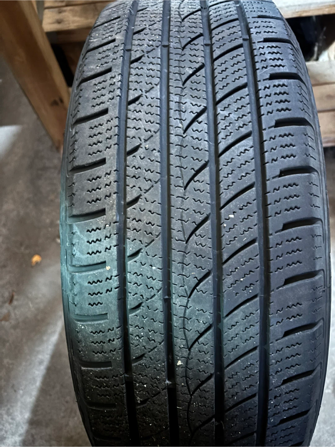 4 winter tires 235/65/17