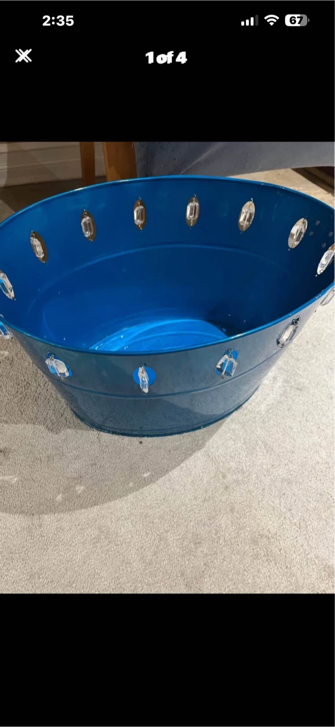 Blue Metal Decorative Tub