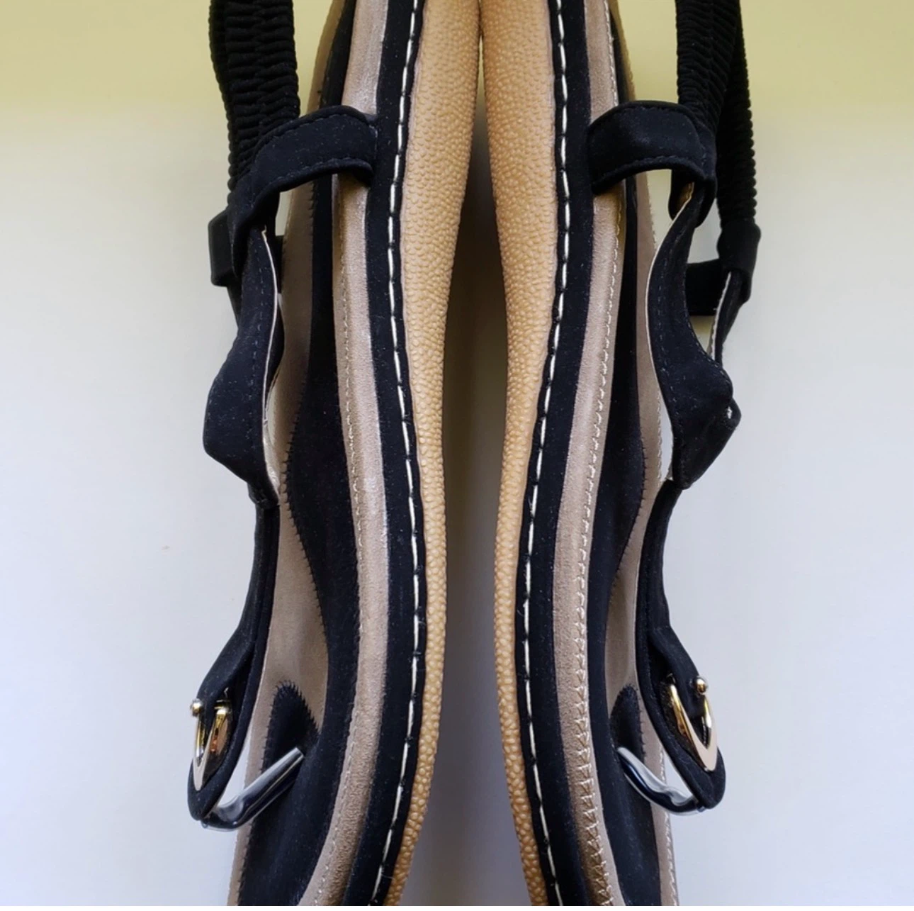 Socofy Black and Tan Sandals NWOT - photo 5