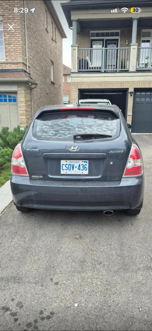 Hyundai Accent Hatchback 2011 - photo 2