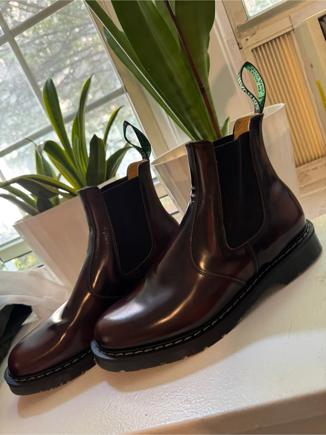 Solovair Chelsea Boots Burgundy