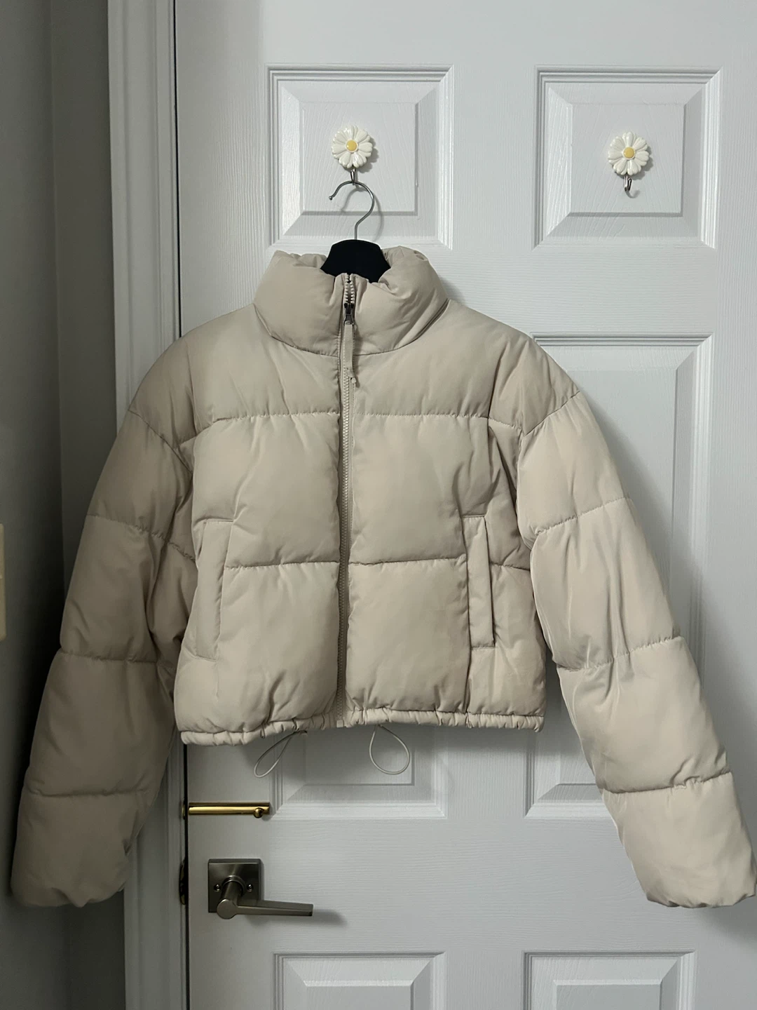 H&M Divided Cropped Puffer Jacket