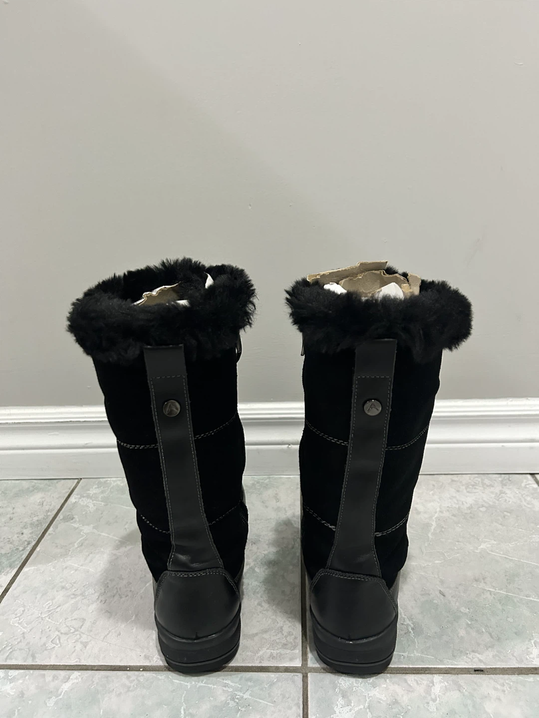 Artica Women's Winter Boots - Size 9 - photo 4