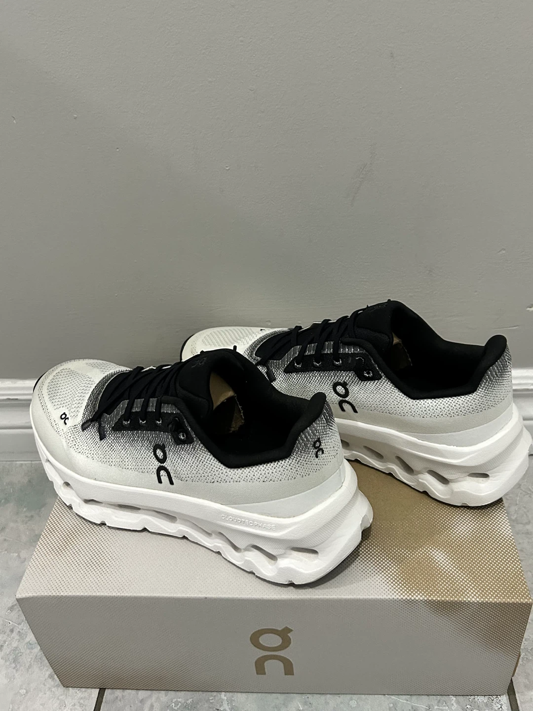 On Cloudsurfer Running Shoes - photo 2
