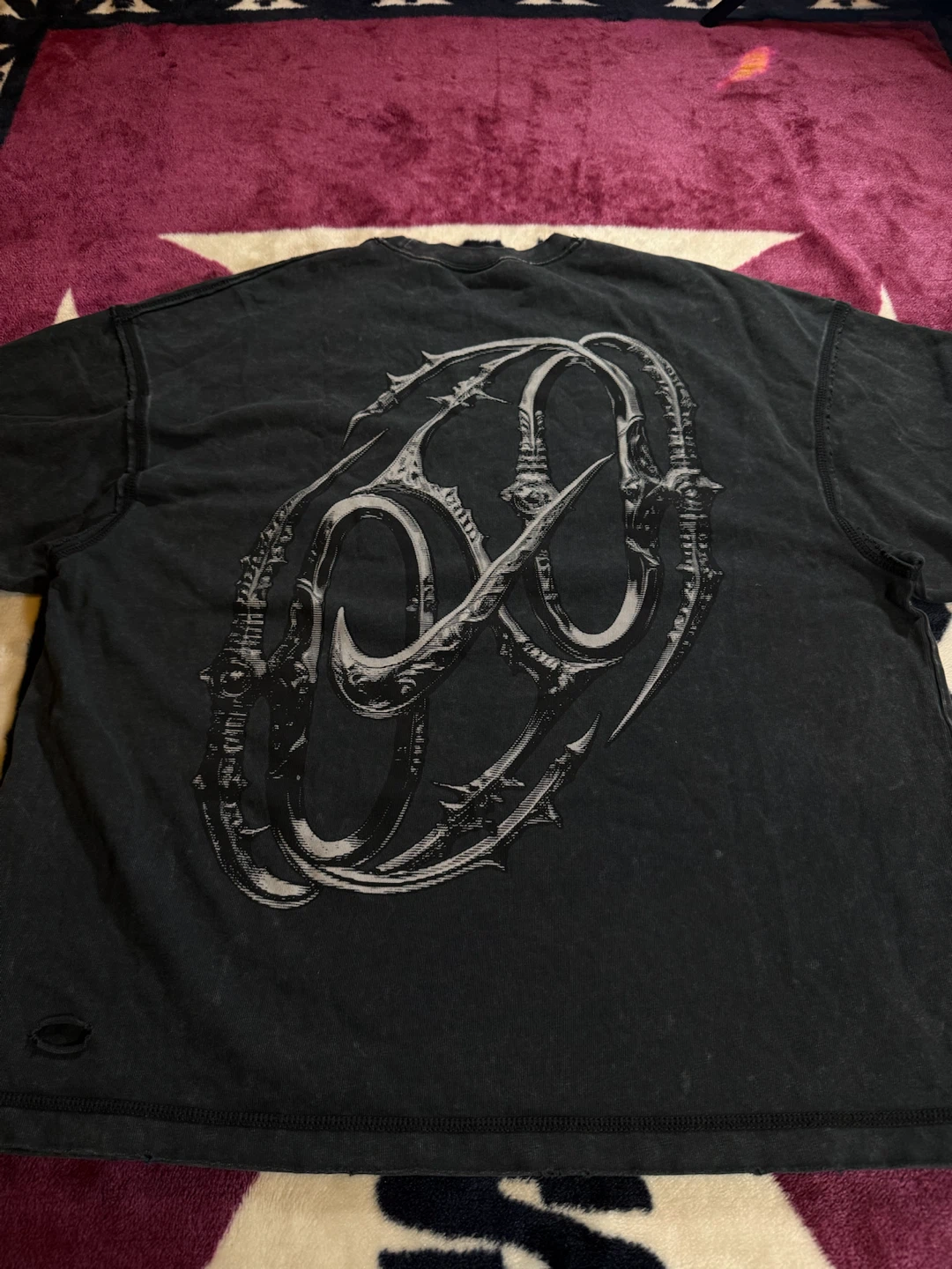 Nike Distressed Tee - photo 3