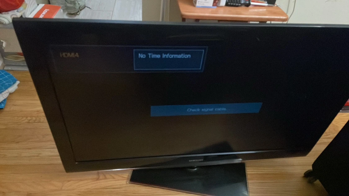 Samsung LCD TV with Roku Express