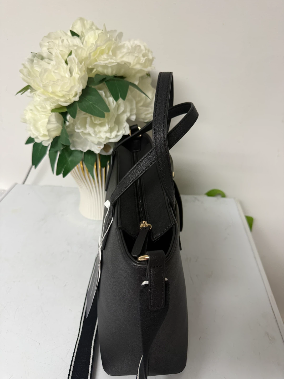 Tommy Hilfiger Black Satchel Handbag - photo 3