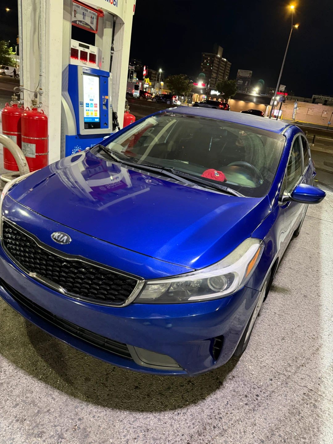 Blue Kia Sedan - photo 5