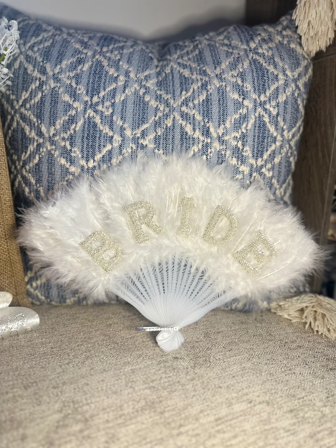 Bride Accessories Set - Bag, Fan & Clip - photo 3