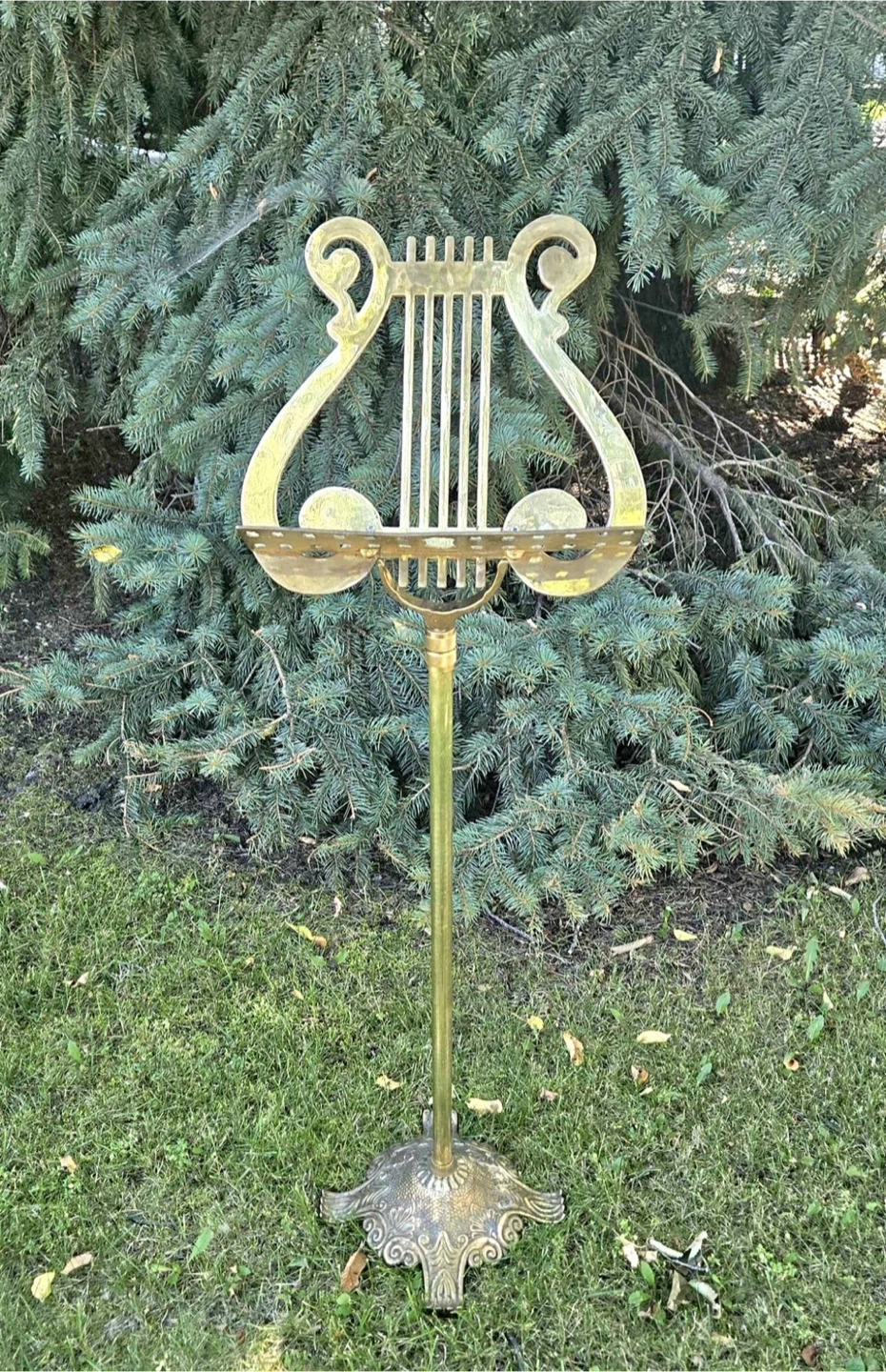 Vintage Brass Music Stand