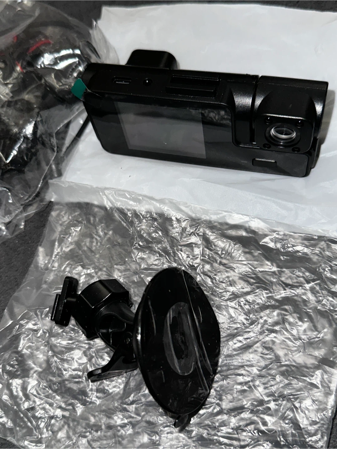 3 channel dashcam with 32gb card included - photo 4