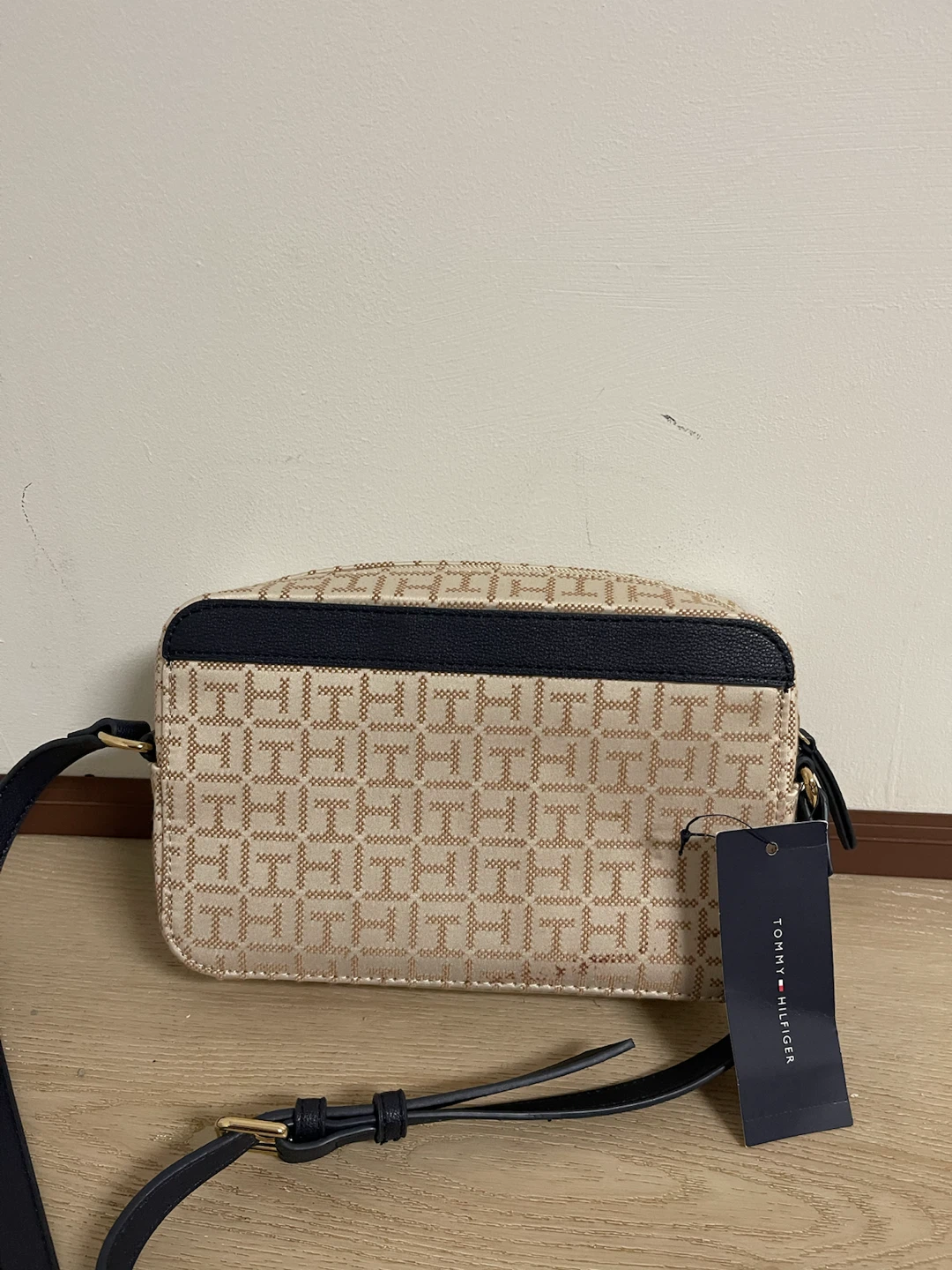 Tommy Hilfiger Monogram Crossbody Bag - photo 2