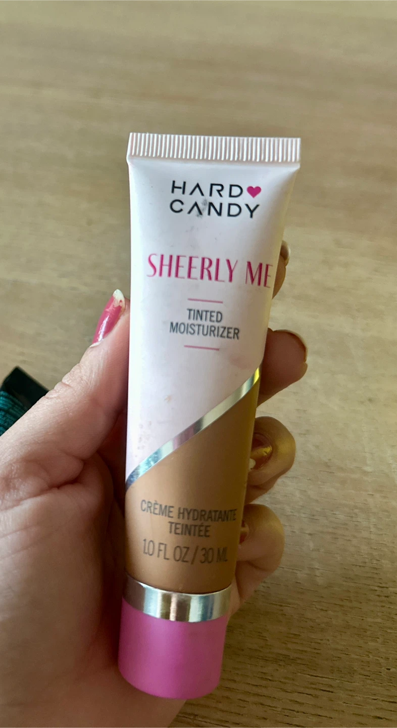 Hard Candy and Maybelline foundations - photo 5