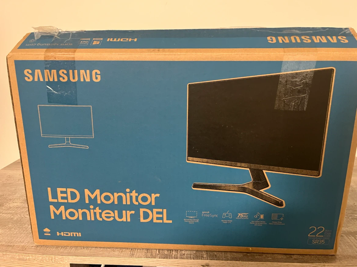 Samsung 22-inch LED Monitor SR35 - photo 2